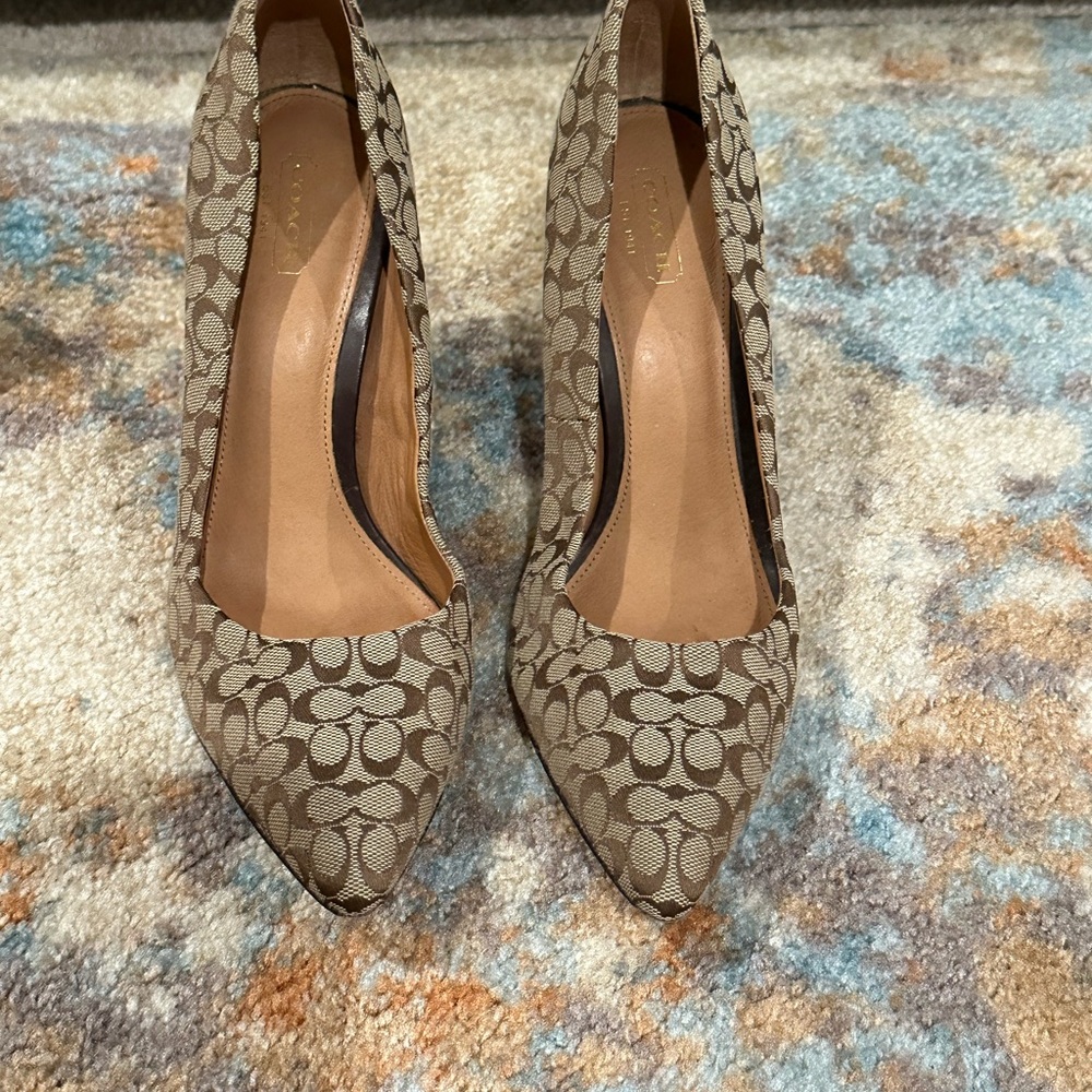 Coach logo tan high heels in size 10
